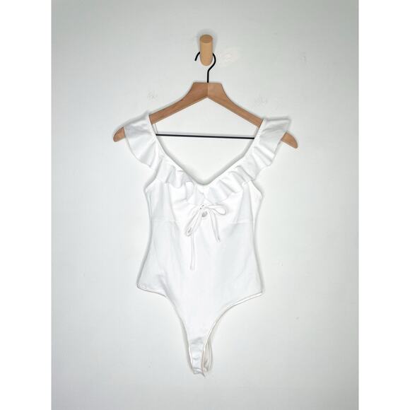ASTR the Label Peggy White Ruffle Bodysuit Small Balletcore V Neck Open Back - Picture 3 of 11